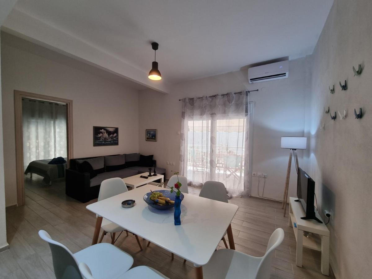 Cosy And Modern Appartment In Olympiada Exterior foto